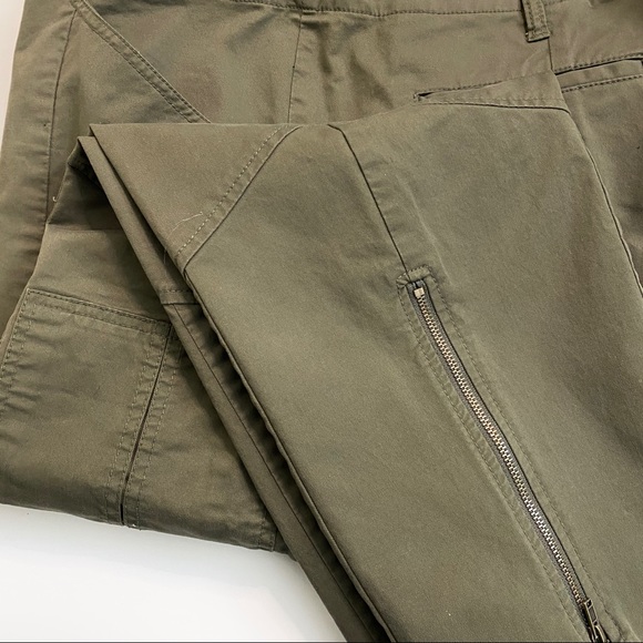 Jones New York Cargo Pants - Picture 2 of 8